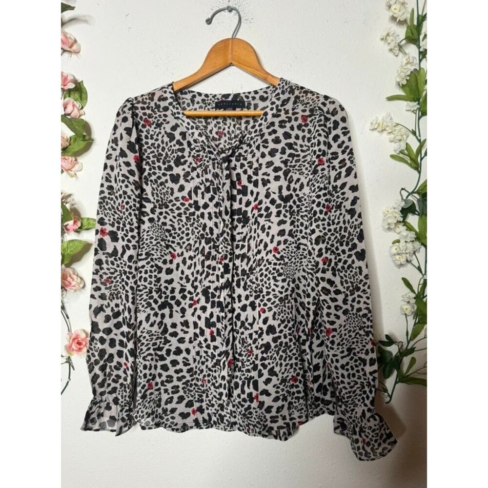 Sanctuary women’s animal print blouse size small